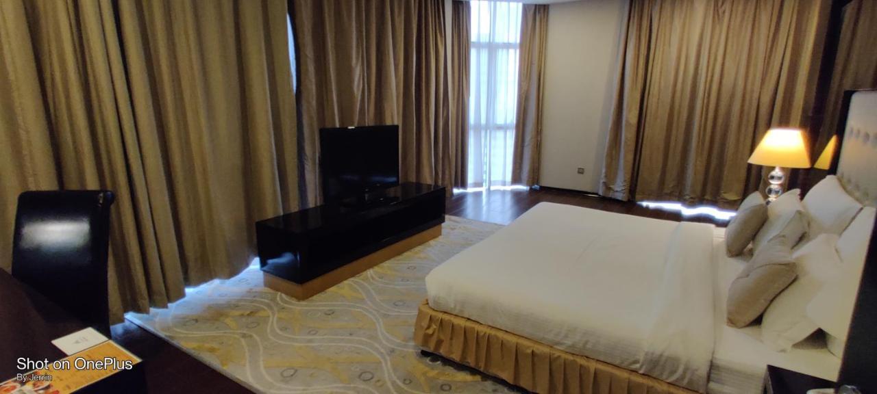Nehal Hotel Abu Dhabi Eksteriør bilde